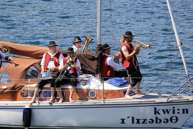 周定洋赛后采访中谈到续约时声音哽咽：我将球队视作我的生命