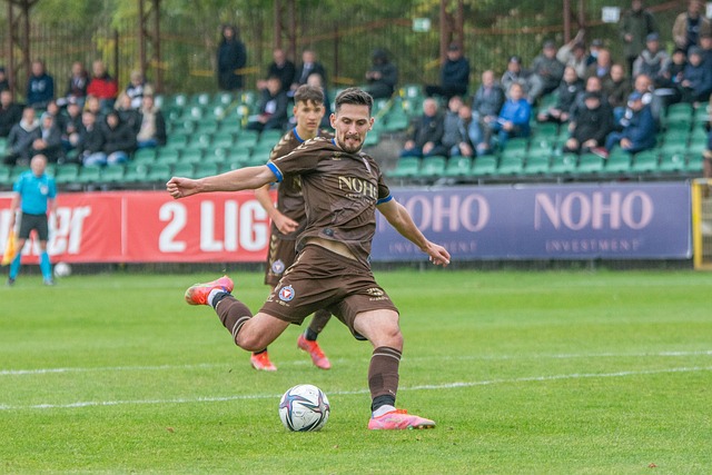 100%命中率&命中三分砍下20+！沃尔什成绿军队史第一人