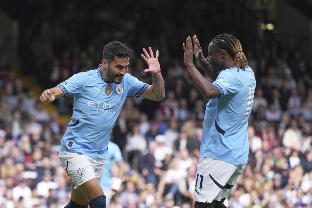 里程碑，弗拉泰西完成了代表国米的第100场比赛