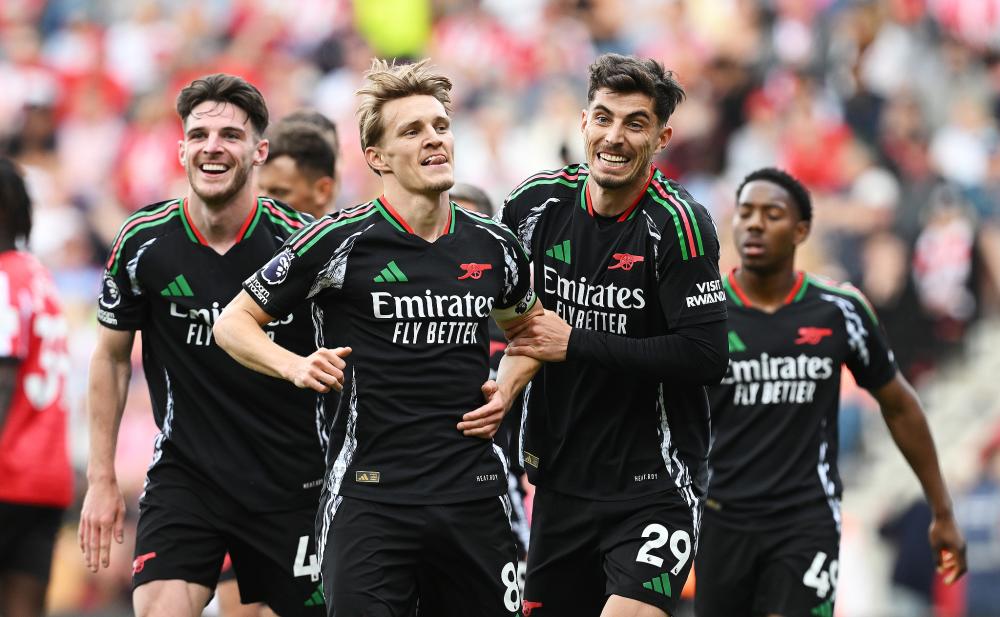 NBA战报：米勒27分，黄蜂123-116击败公牛